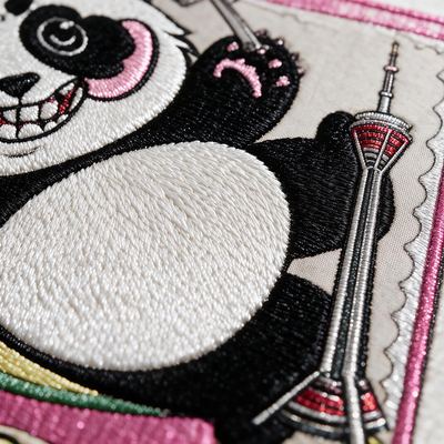 Shu-Brocade Trendy Chengdu Panda · Horizontal Framed Silk Art