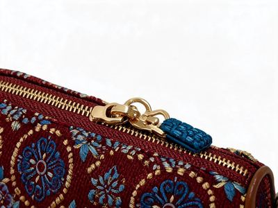 Rosette Brocade, Silk-Road Glow (22 × 14 cm)