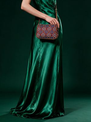 Rosette Brocade, Silk-Road Glow (22 × 14 cm)
