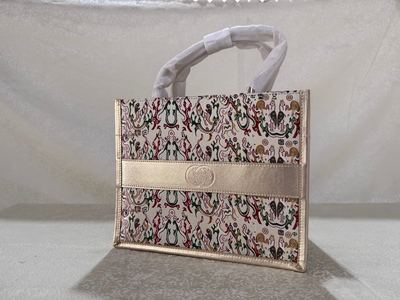 Shu Brocade Tote Handbag, "Five Stars out of the East" pattern.