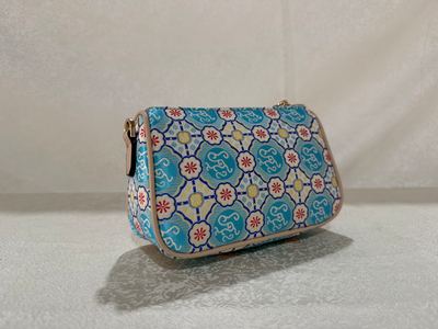 Shu Brocade Crossbody Pouch, Rhombus-grid Scroll-grass Pattern.